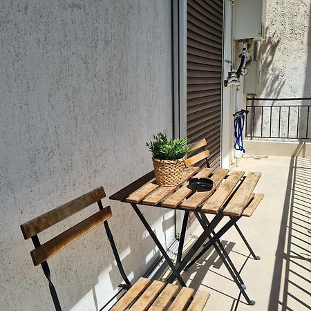 Apartment In The Heart Of The City 3 Larissa Exteriör bild